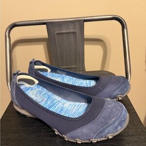 Skechers Relaxed Fit Memory Foam Navy Slip On Flats Womens 8 Comfort Shoes